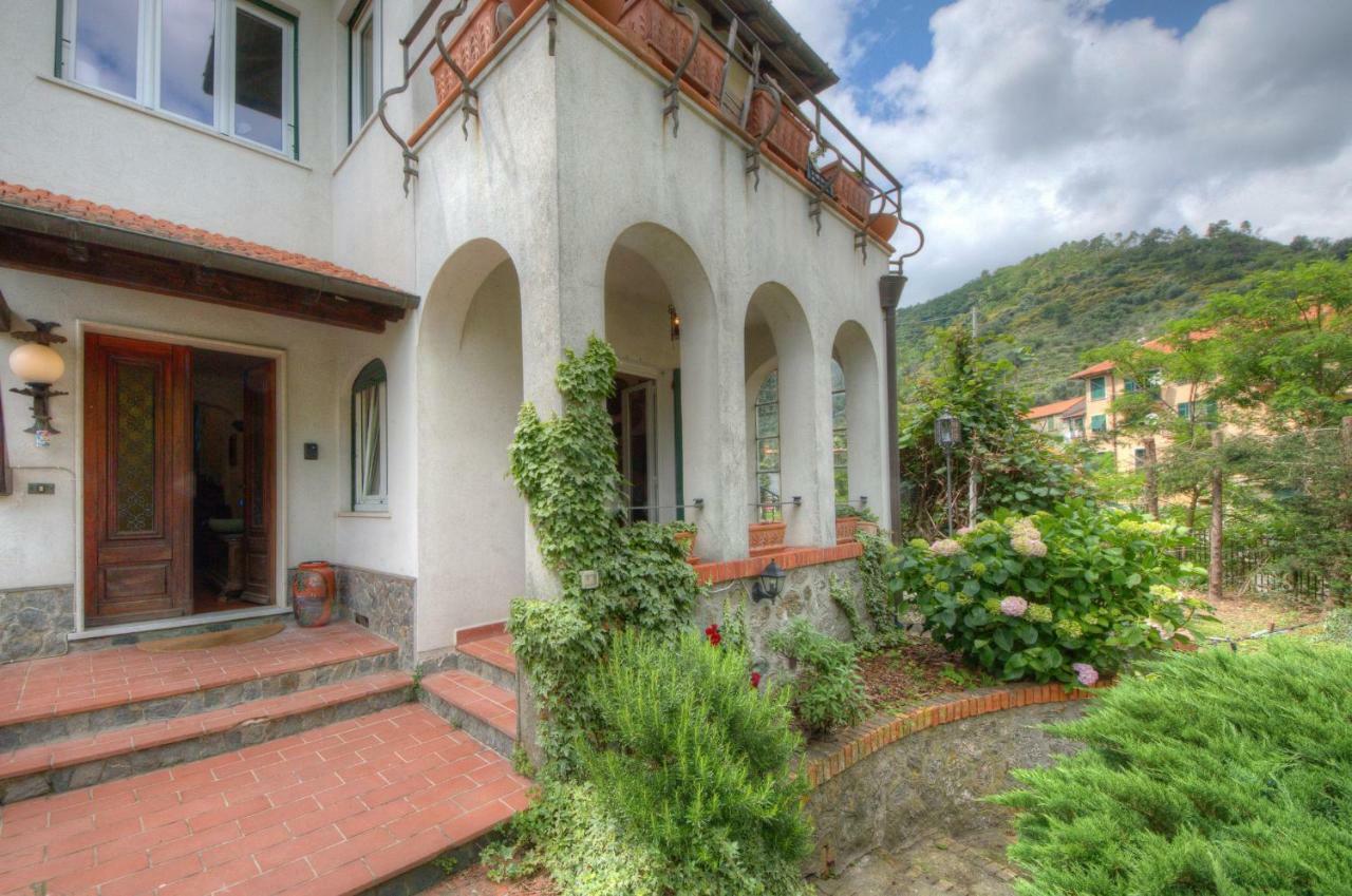Appartamento In Villa A 5 Km Dal Mare Albisola Superiore Dış mekan fotoğraf